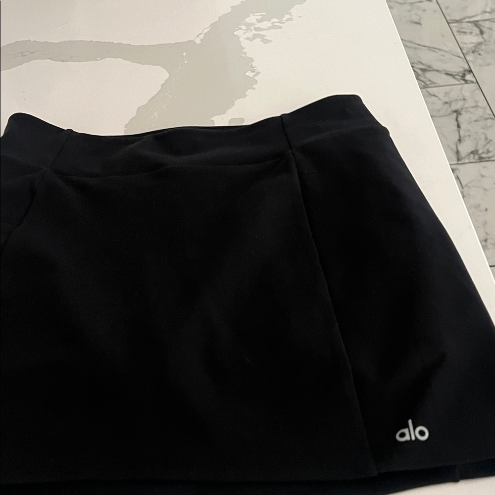 ALO Yoga Black Apparel With Built In Shorts